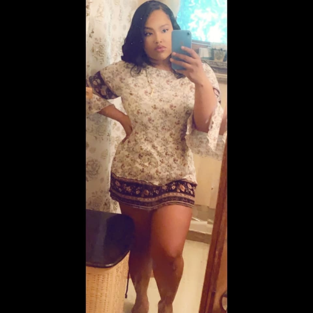 Meet your Posher, Danielle